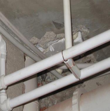 龙岩市漏水维修 卫生间漏水的原因是什么？卫生间下水管漏水怎么办？